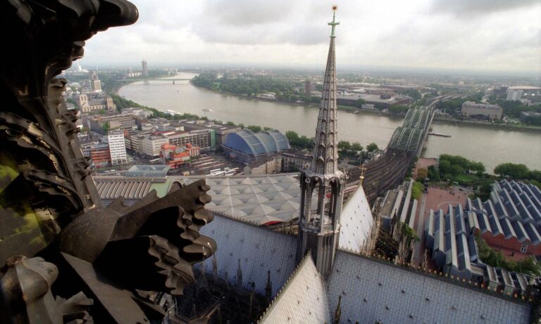 Blick vom Dach des Kölner Doms.