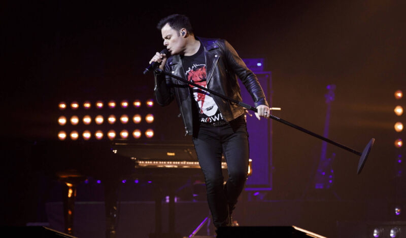 Marc Martel live bei One Vision of Queen in der Lanxess Arena