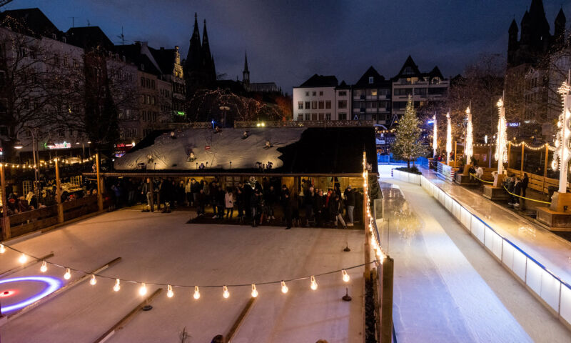 Auf dem Weihnachtsmarkt in der Altstadt