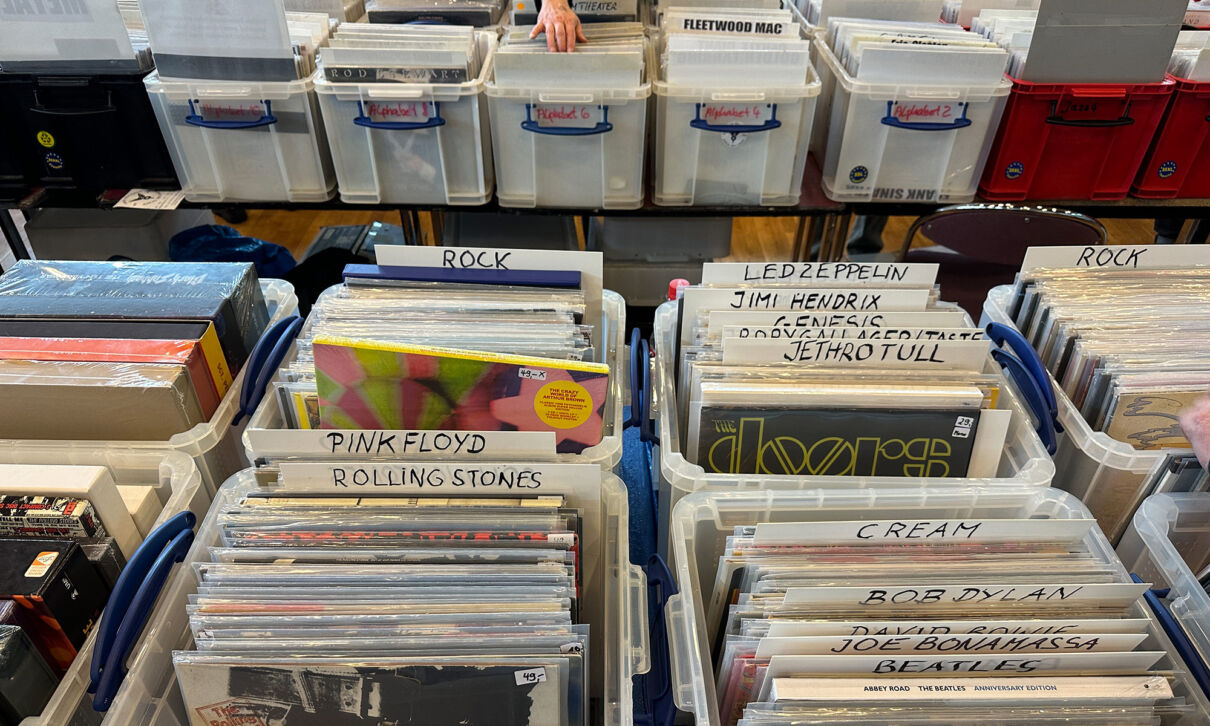 Schallplatten werden zum Verkauf angeboten