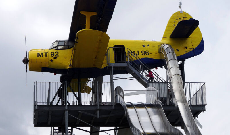 Rutsche im Freizeitpark Irrland