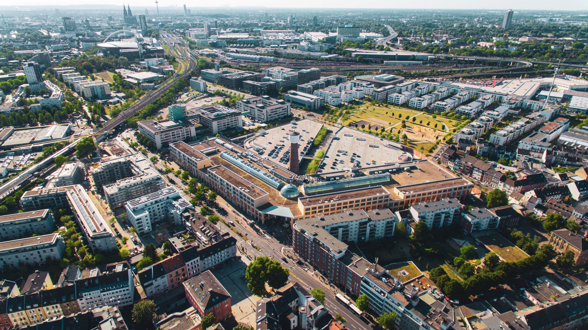 Kölner Arcaden Gebäude von oben